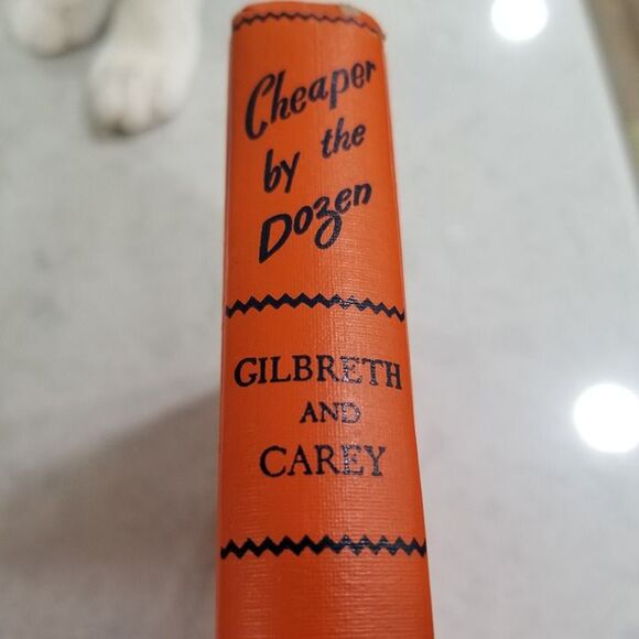 Cheaper by The Dozen Book by Frank Gilbreth, Ernestine Carey, 1948 1st Printing - Picture 2 of 10